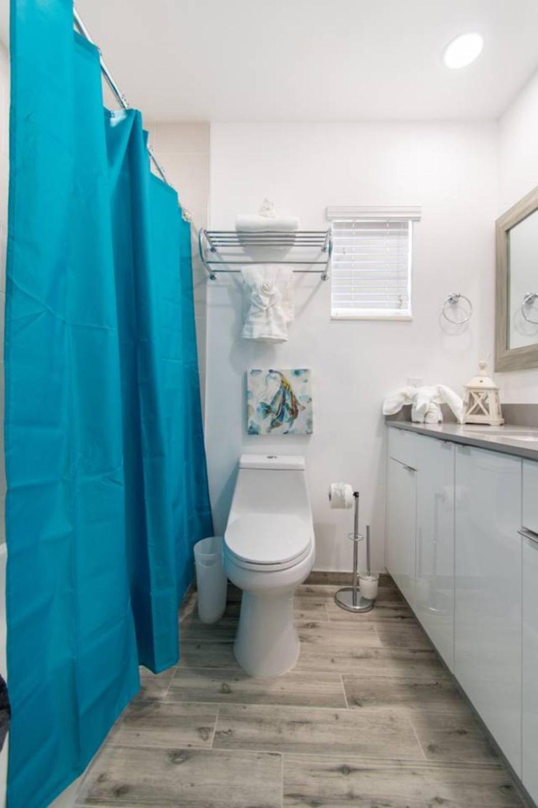 Trendy 1Br W Parking Space & Walk To The Beach #8 Hollywood Exterior photo